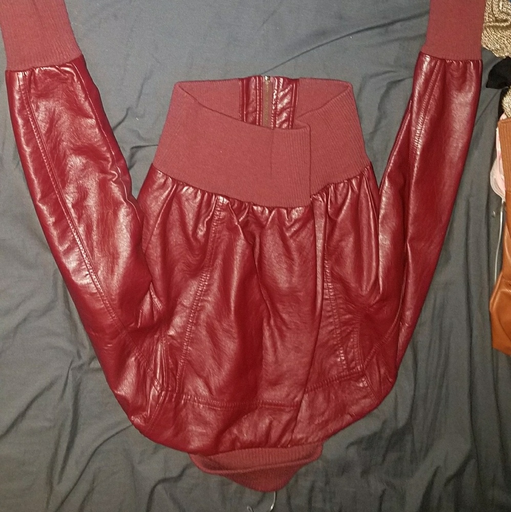 Jacket - Picture 2 of 4
